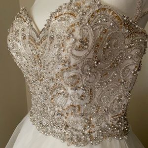 Ballgown wedding dress